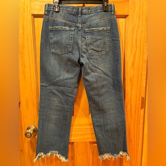 Free People Maggie Mid Rise Straight Distressed Ankle Jeans - Picture 4 of 11